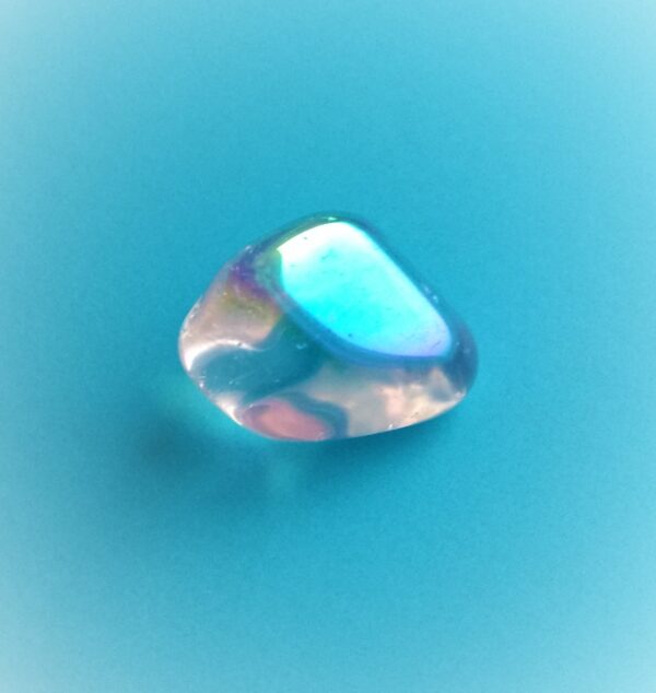 Tromlovaný oblázek aqua aura - Image 2